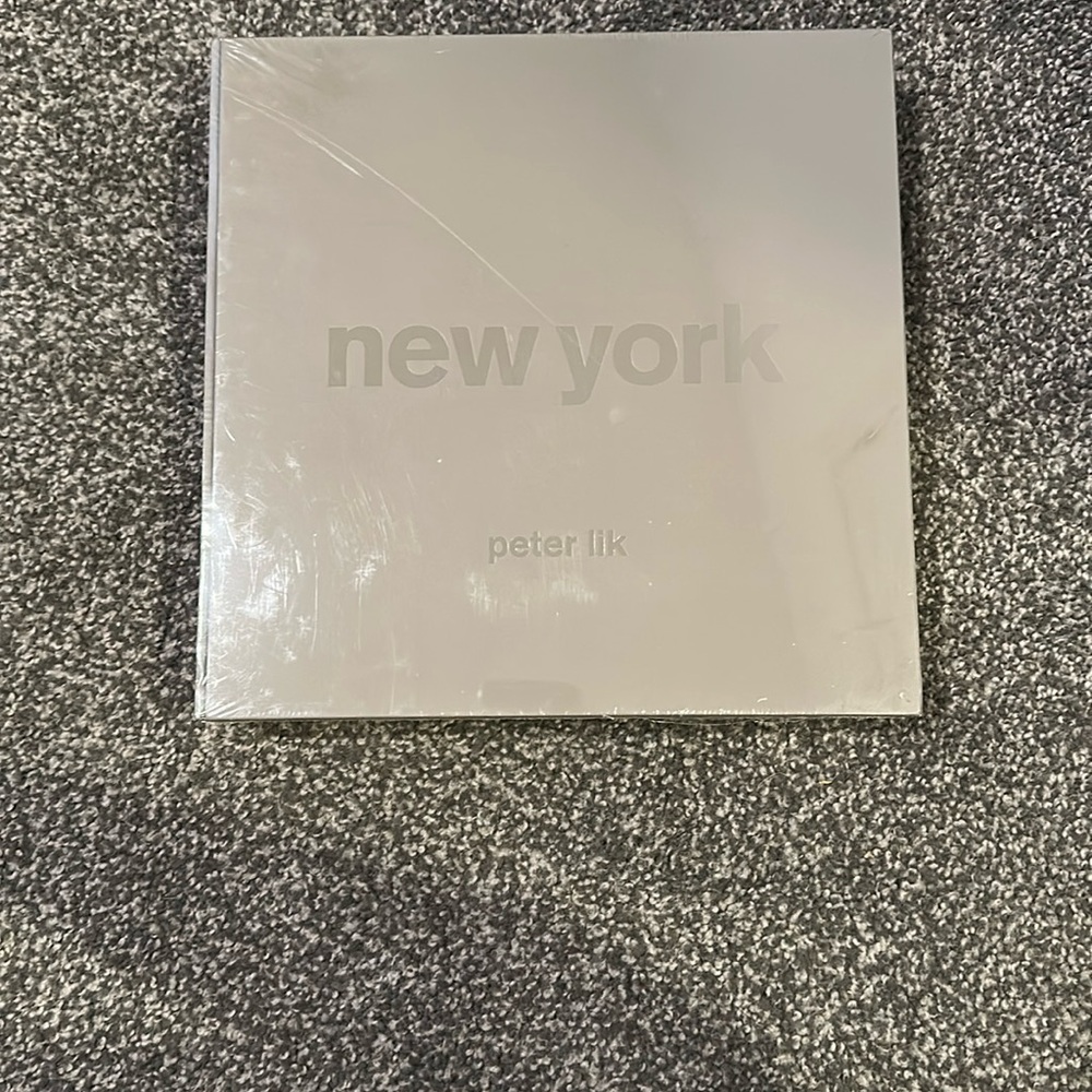 Peter Lik New York Book - Picture 2 of 4